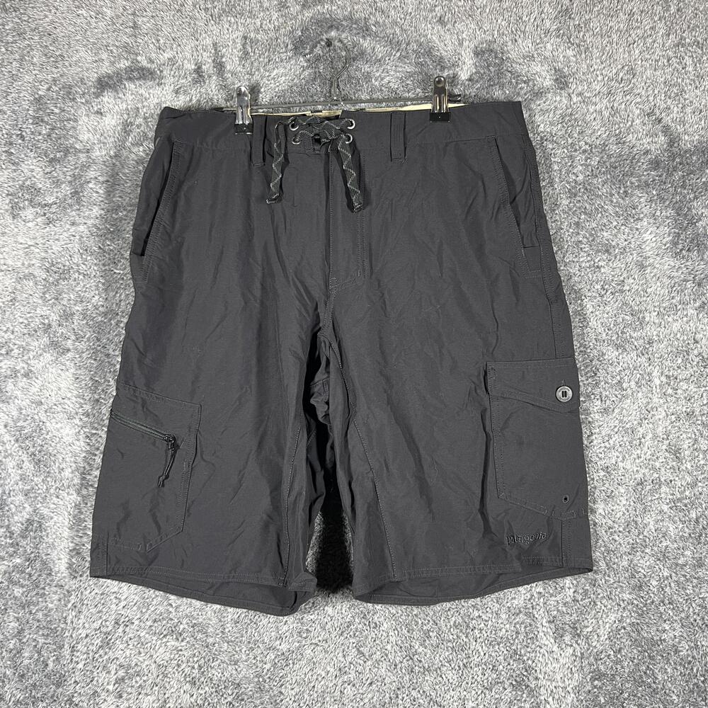 Patagonia Shorts Mens 35 Black MOC Hybrid Lightweight Outdoors Comfort